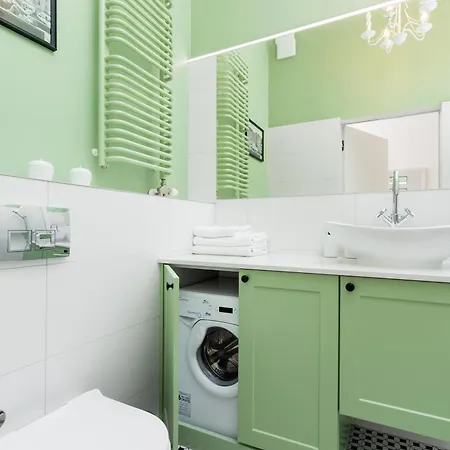 Apartamento With Balcony - Dietla 109 Street *