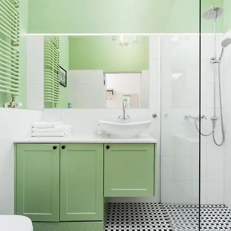 With Balcony - Dietla 109 Street Apartamento *